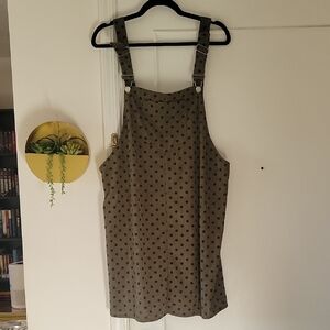 SHEIN Curve Olive Green Garment